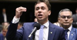Nikolas Ferreira reage a condenação por gordofobia contra Thais Carla: “Brasil é uma piada”