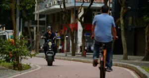 Salvador deve iniciar fiscalização de ciclomotores com exigência de habilitação e emplacamento