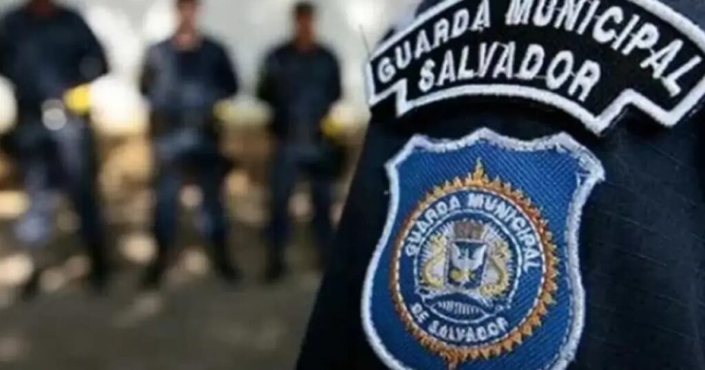 Semop discute possibilidade da Guarda Municipal aplicar multas de trânsito em Salvador