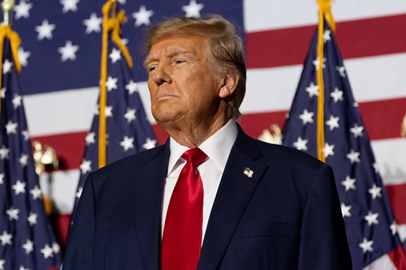 Trump diz que presidente do Irã pediu cessar-fogo e impõe condição: ‘Até lá, vamos bombardear’