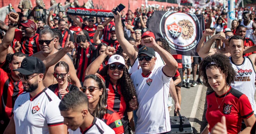 Vitória inicia venda de ingressos para festa de 127 anos; confira valores e programação