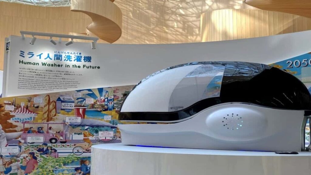 A máquina de lavar seres humanos que monitora a saúde durante o banho relaxante