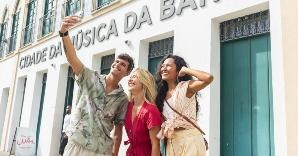 Bahia registra alta de 42% no turismo internacional e supera média nacional pelo terceiro mês consecutivo