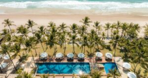 Inema autoriza que resort de luxo monitore praias no período reprodutivo de tartarugas marinhas em Itacaré