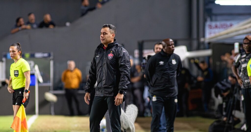 Jair Ventura admite que Vitória enfrentou o Santos pensando na final da Copa do Nordeste