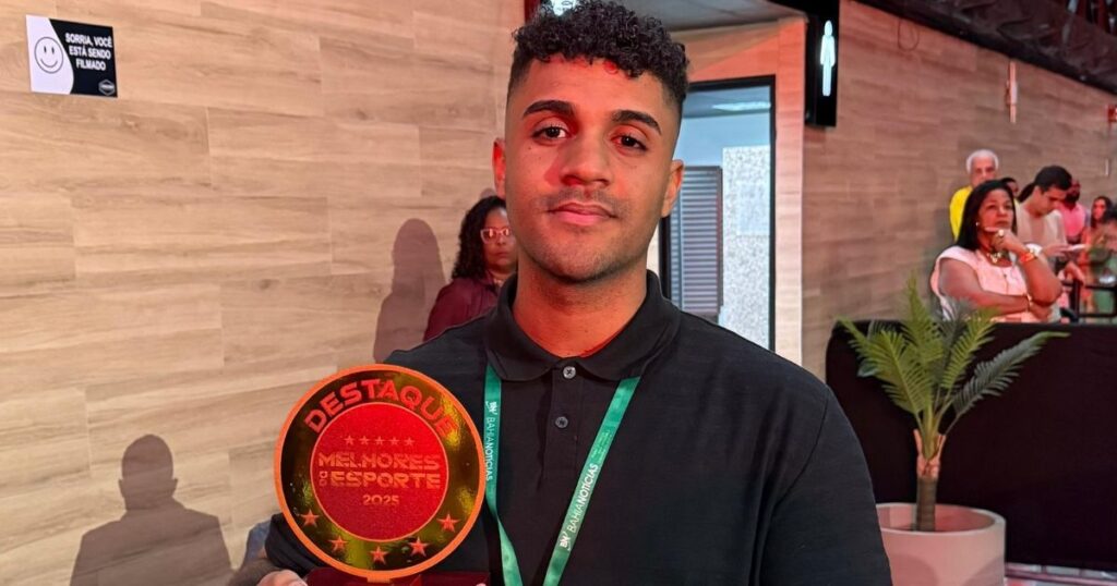 Jornalista do Bahia Notícias, Thiago Tolentino vence como Repórter Destaque no Melhores do Esporte da Bahia
