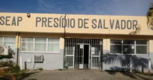 Justiça determina aumento de policiais penais no Presídio Salvador para reforçar segurança e monitoramento eletrônico