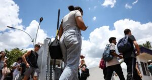 MEC inicia convocação da lista de espera do Fies para vagas remanescentes