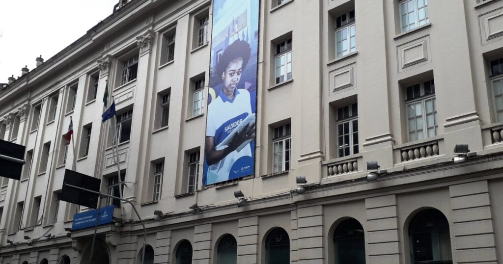 MP-BA e Smed firmam acordo para regulamentar fechamento e reorganização de escolas públicas em Salvador