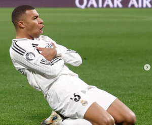 Mbappé desabafa sobre o peso de ser uma estrela mundial