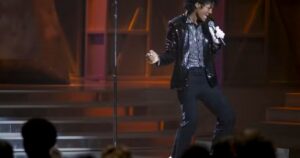 Michael se torna segundo filme de maior bilheteria de 2026 com US$ 738 milhões