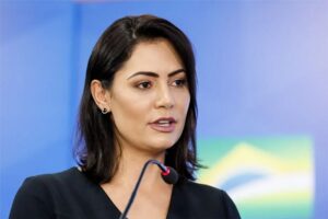 Michelle descreve rotina com marido e lamenta: 'Não sei se terei um companheiro que cuide assim de mim'