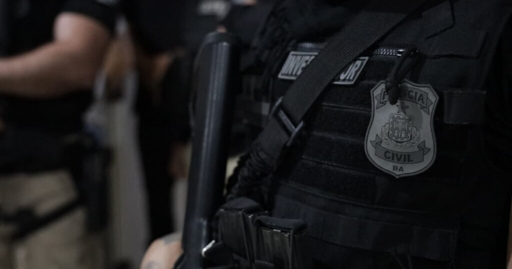 Mulher foragida em São Paulo é presa por tráfico de drogas no extremo sul da Bahia