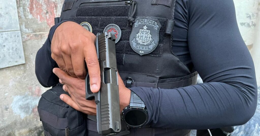 Operação Queda d’Água registra prisão de três homens por ligação com tráfico drogas e venda ilegal de armas na Bahia