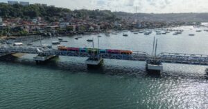 Governo inaugura operação assistida do VLT em Salvador; veja o funcionamento do serviço