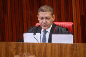 Advogados divergem sobre suspensão de pesquisa eleitoral por Kassio no TSE