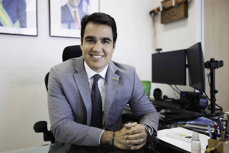 Enteado de Jaques Wagner teve papel ativo nas cobranças a banqueiro, diz PF