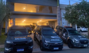 Ex-estagiário do MP, chefe de investigadores e ex-policial são presos por infiltração do PCC