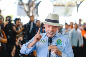 Governo Lula quer acelerar contratação de 2.672 servidores públicos antes do período eleitoral
