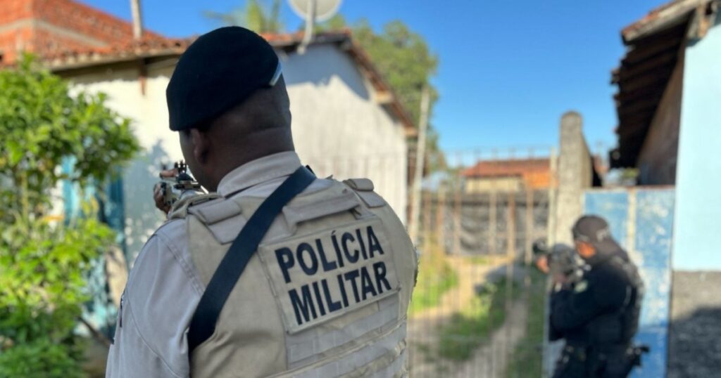 Homem é preso ao tentar furtar caixa eletrônico em agência bancária no interior da Bahia