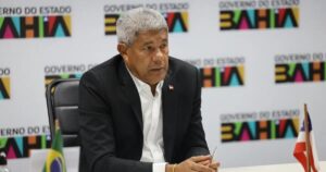 Jerônimo decreta luto oficial de três dias na Bahia após morte de 15 pessoas em acidente na BR-116