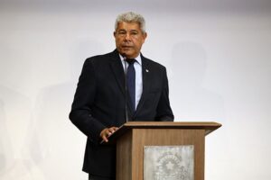 Jerônimo indica Camila Negromonte para vaga de conselheira no TCM; sabatina deve ocorrer nesta semana