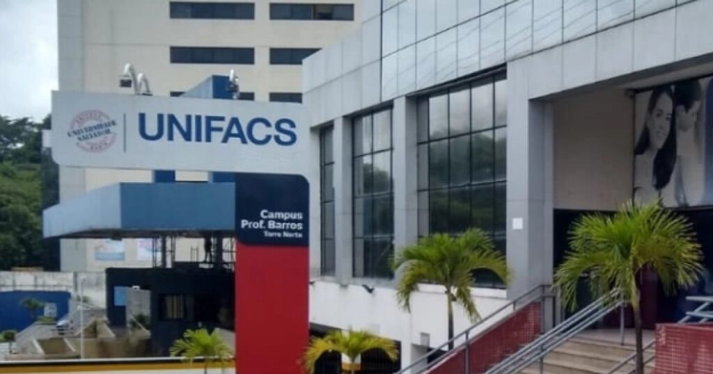 Justiça condena Unifacs por cobranças abusivas de bolsistas