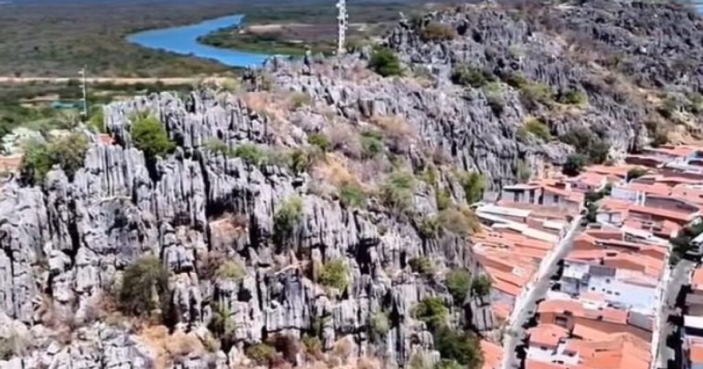 Justiça revoga liminar e autoriza retomada de desocupações em área de risco em Bom Jesus da Lapa