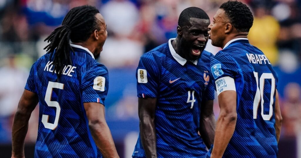 Mbappé alcança marca histórica, França vence Iraque e encaminha classificação na Copa