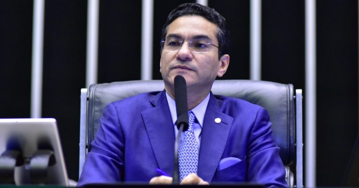 Presidente do Republicanos responde Cleitinho após senador demonstrar desconfiança: "não sabe o caminho que quer seguir"