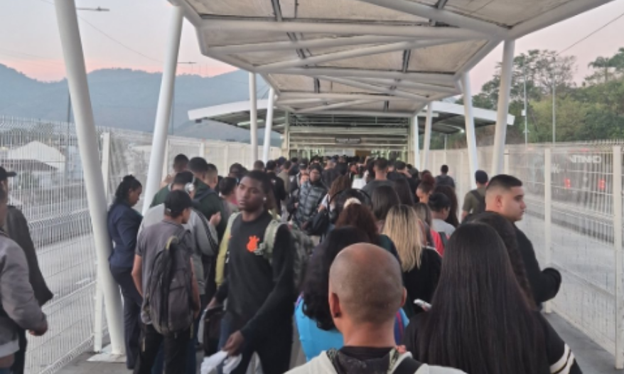 Rio tem manhã de longas filas e pontos cheios no segundo dia de greve dos rodoviários