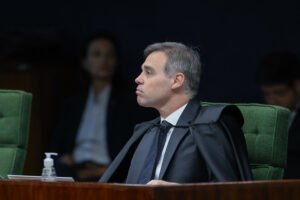 Saiba quais são as medidas cautelares impostas por André Mendonça a Jaques Wagner após operação da PF