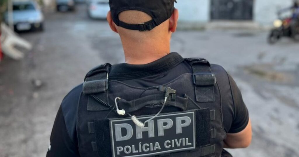 Suspeito de matar homem a facadas na Av. Paralela é preso quase um ano após o crime em Salvador