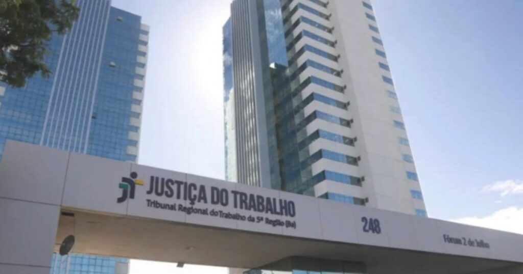 TRT-BA cancela súmula que exigia motivação para demissão de empregados de empresas públicas e sociedades de economia mista