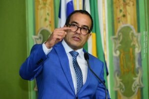 Radar do Poder: A rasteira do prefeito, a candidata sumida, o recado para a deputada bolsonarista e as placas da discórdia