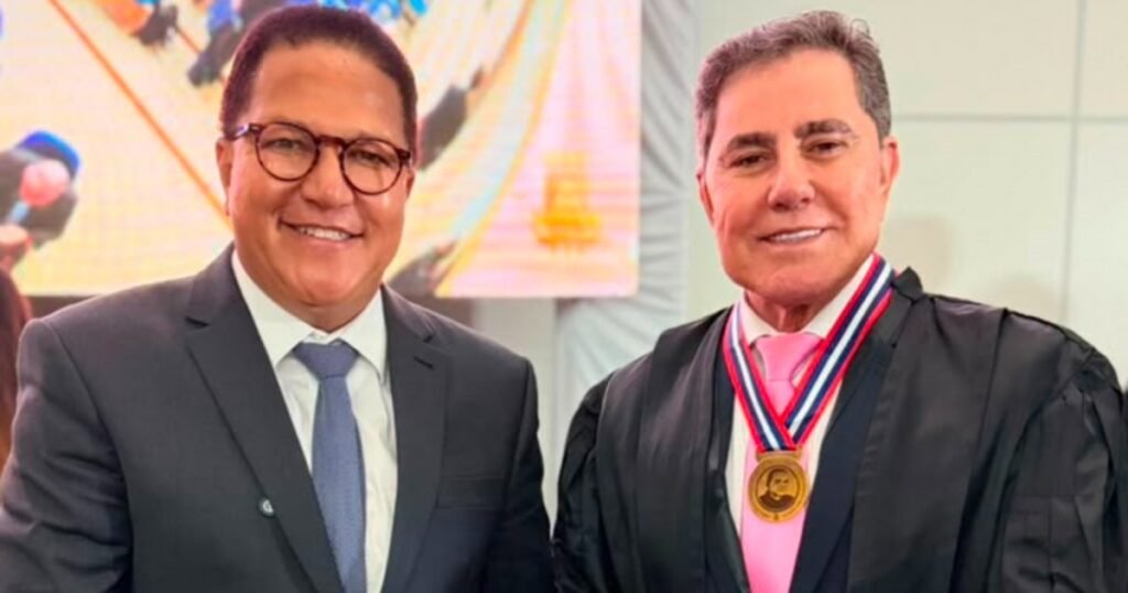 Augusto Castro é homenageado em sessão histórica do Tribunal de Justiça da Bahia em Ilhéus