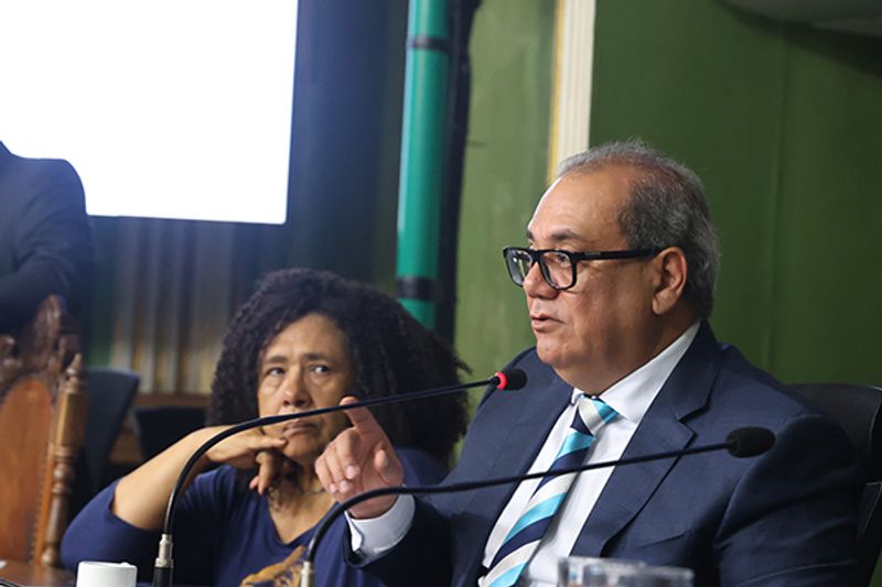 Carlos Muniz adia debate sobre sucessão na Câmara de Salvador e diz que decisão será tomada após as eleições