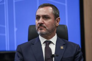 Chefe da PF rebate crítica de Jaques Wagner e diz que divulgar dinheiro apreendido é padrão