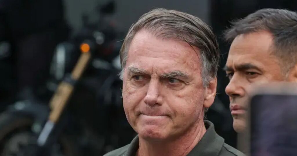 Defesa diz ao STF que Bolsonaro não sabia que carta seria divulgada por Flávio