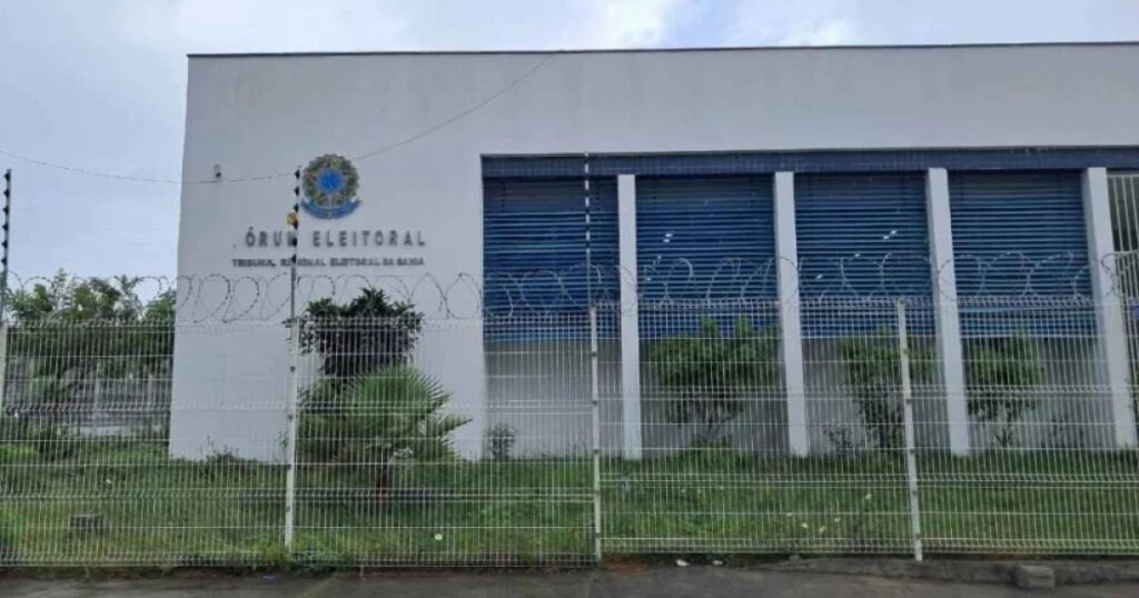 Feira, Conquista e Camaçari seguem com maior colégio eleitoral do interior; Bahia supera 94% de biometria cadastrada