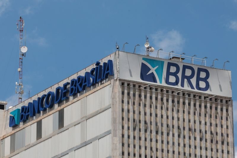 Galípolo recebe presidente do BRB em meio a demora em resgate