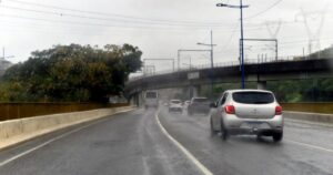 Inmet emite alerta de chuvas intensas para Salvador e outras 49 cidades da Bahia