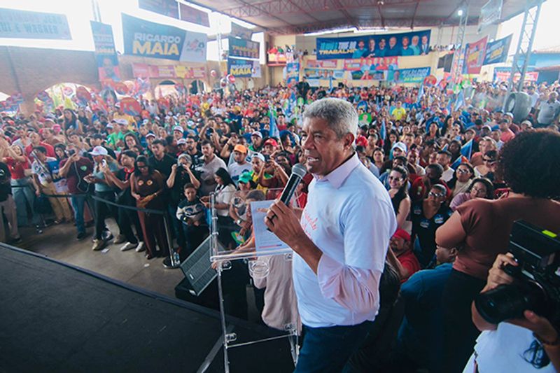 Jerônimo rebate Zé Ronaldo e cobra hospital municipal em Feira: “Não pode sentar na mesa e depois cuspir no prato”