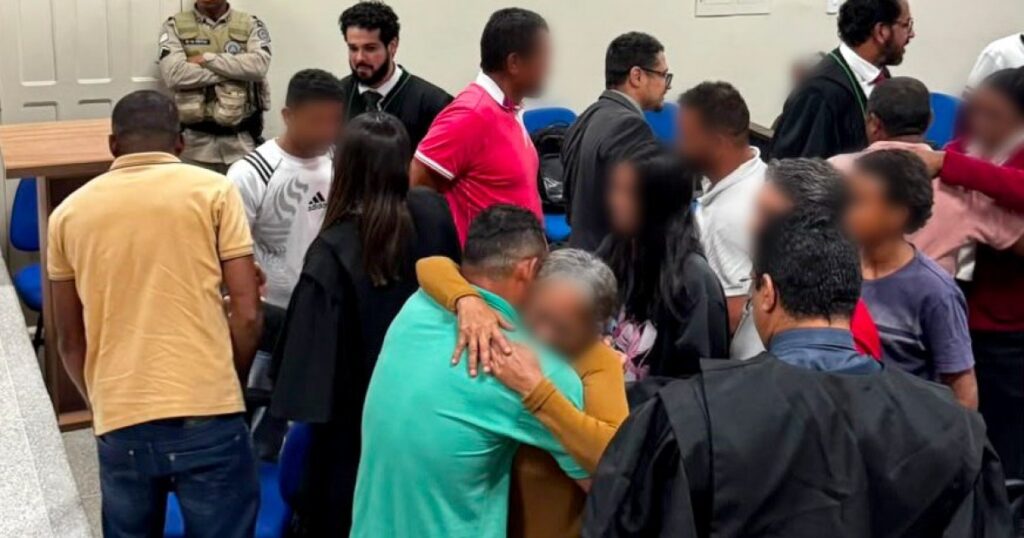 Júri Popular: Cinco homens acusados injustamente de homicídio são absolvidos em Ribeira do Pombal
