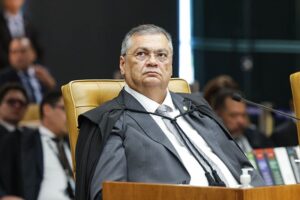 Lideranças do Congresso reagem à decisão de Flávio Dino sobre emendas parlamentares