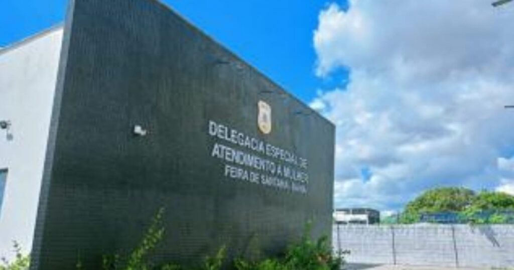 Mulher denuncia importunação sexual após flagrar homem se masturbando em academia de condomínio