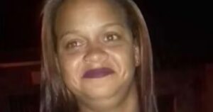 Mulher morre após sofrer choque elétrico ao tocar em tomada com o corpo molhado em Senhor do Bonfim