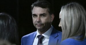 PP e União decidem pela neutralidade e ficam de fora do palanque de Flávio Bolsonaro