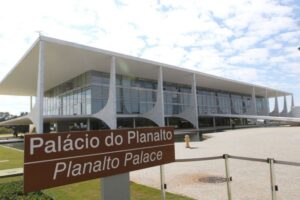 Planalto incentiva ministros a darem entrevistas, mas pede cautela para não ferirem lei eleitoral