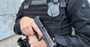 Polícia prende acusado de estuprar e causar gravidez de enteada de 13 anos; caso ocorreu na região de Conquista
